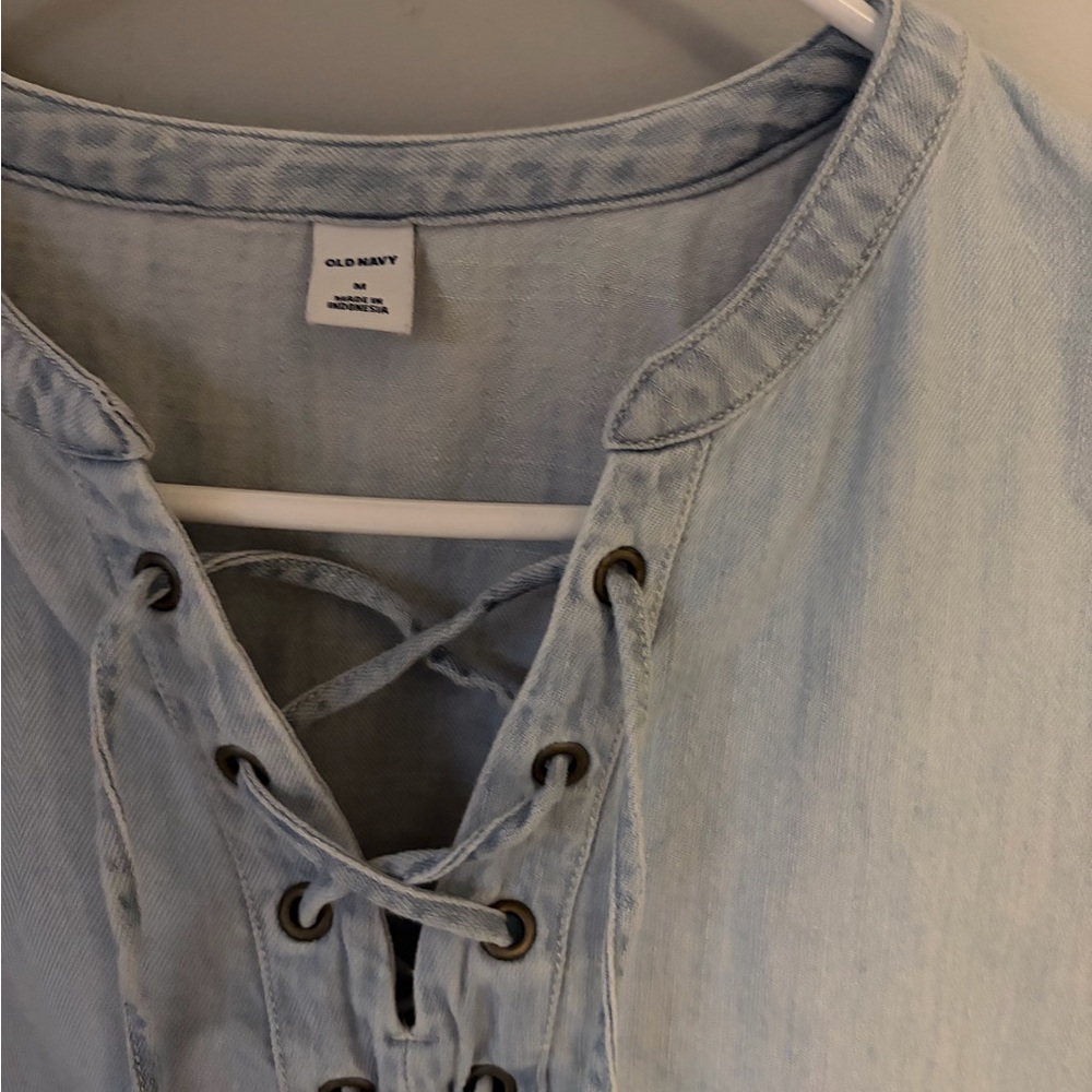 Old navy chambray Lace-Up Women's Top - Picture 3 of 5
